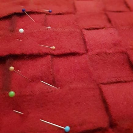 weaving the slitter tape
